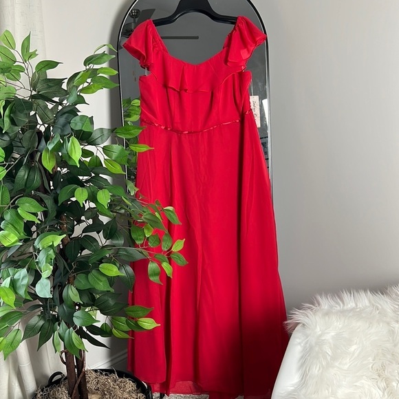 INDIGO ROSE 🌹 Floor Length Red Gown with Ruffle Neck and Short Sleeve NWT - Picture 1 of 9